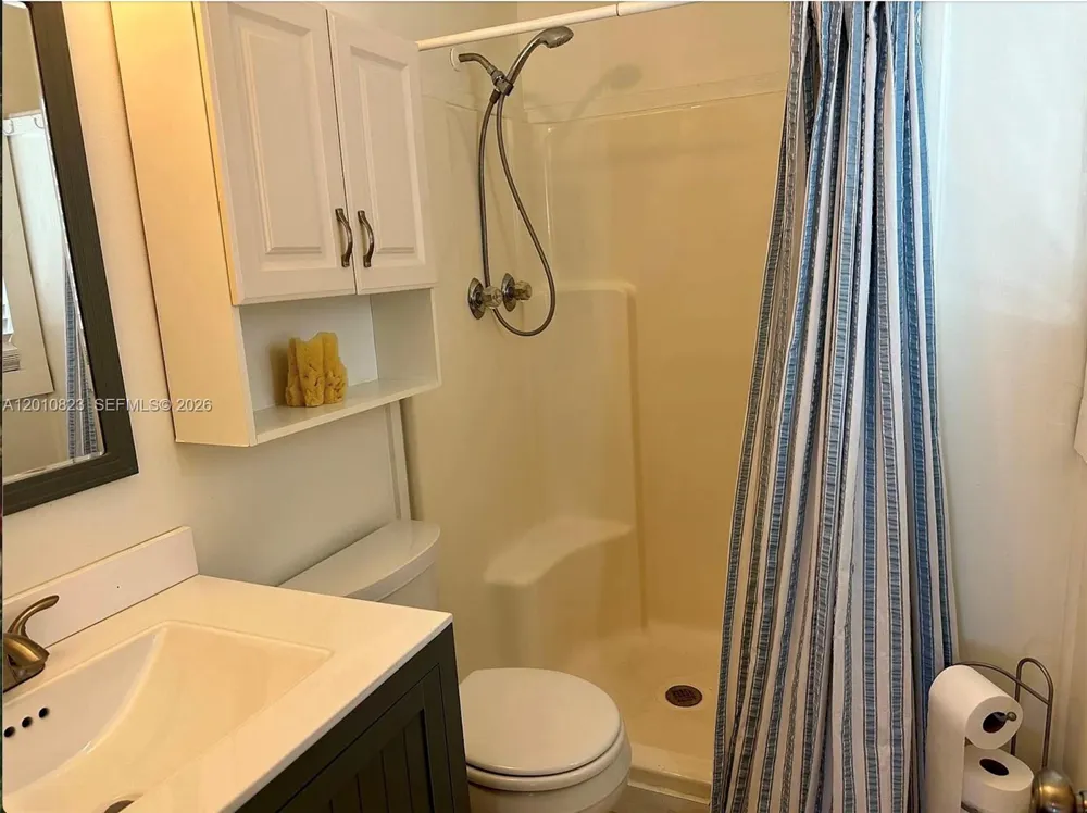 813 Hawksbill Ln Sugarloaf, FL 33042