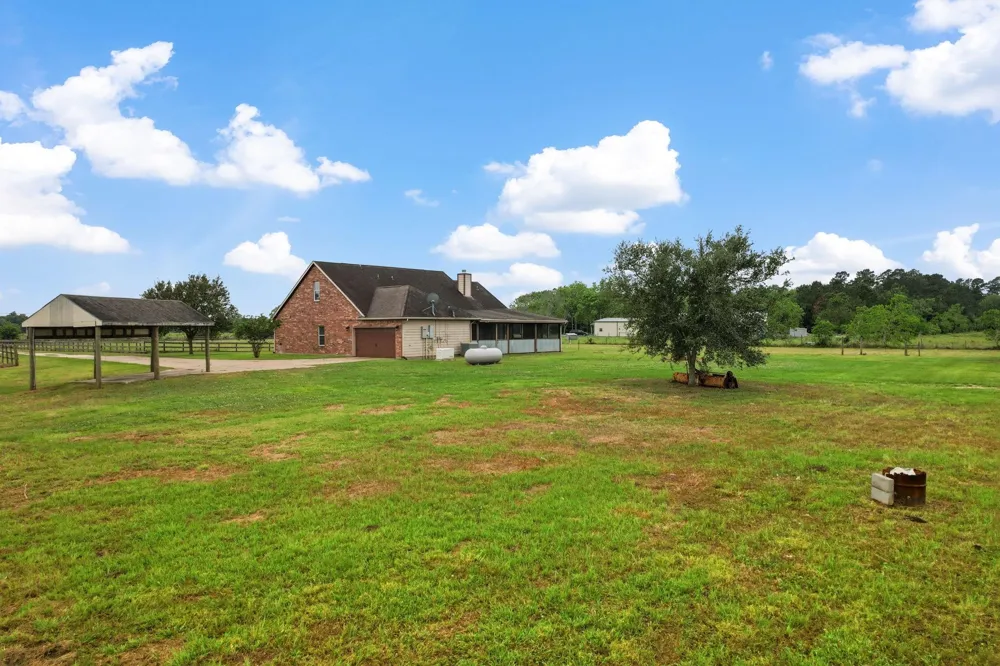 1405 Big Hill Road Winnie, TX 77665