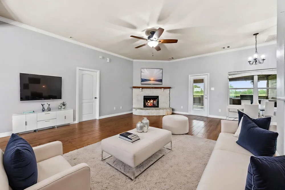 1405 Big Hill Road Winnie, TX 77665