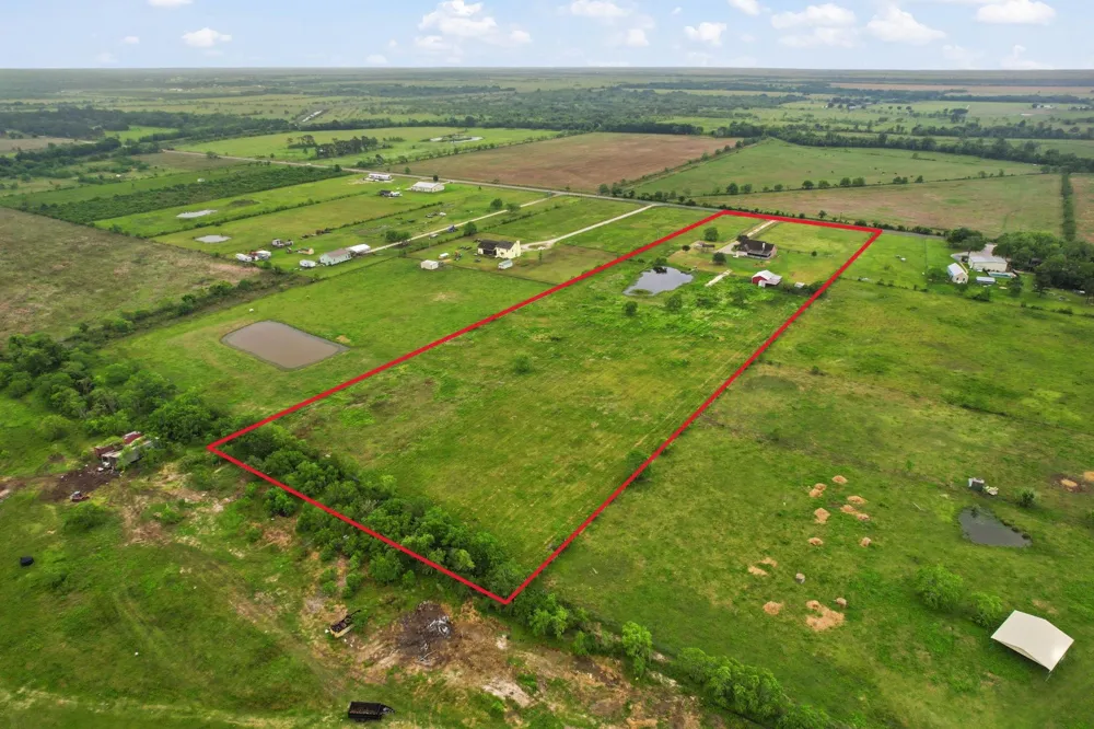 1405 Big Hill Road Winnie, TX 77665