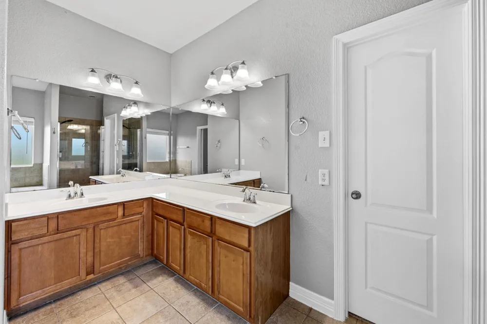 1405 Big Hill Road Winnie, TX 77665