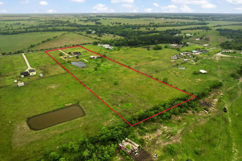 1405 Big Hill Road Winnie, TX 77665