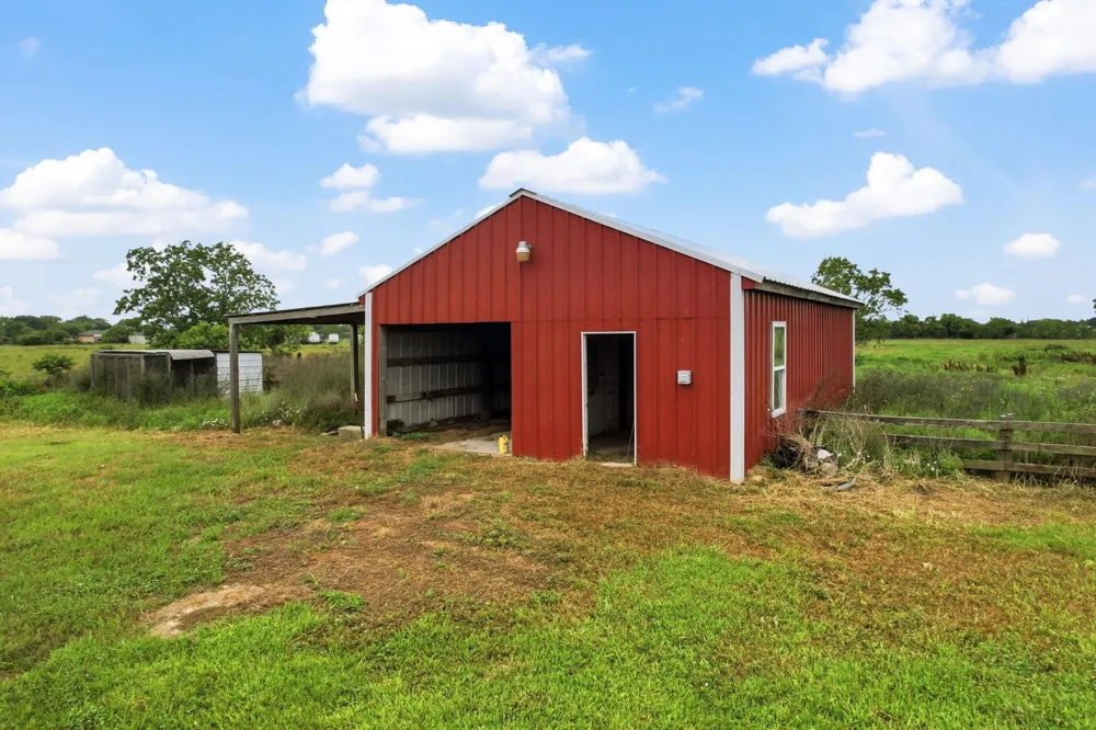 1405 Big Hill Road Winnie, TX 77665