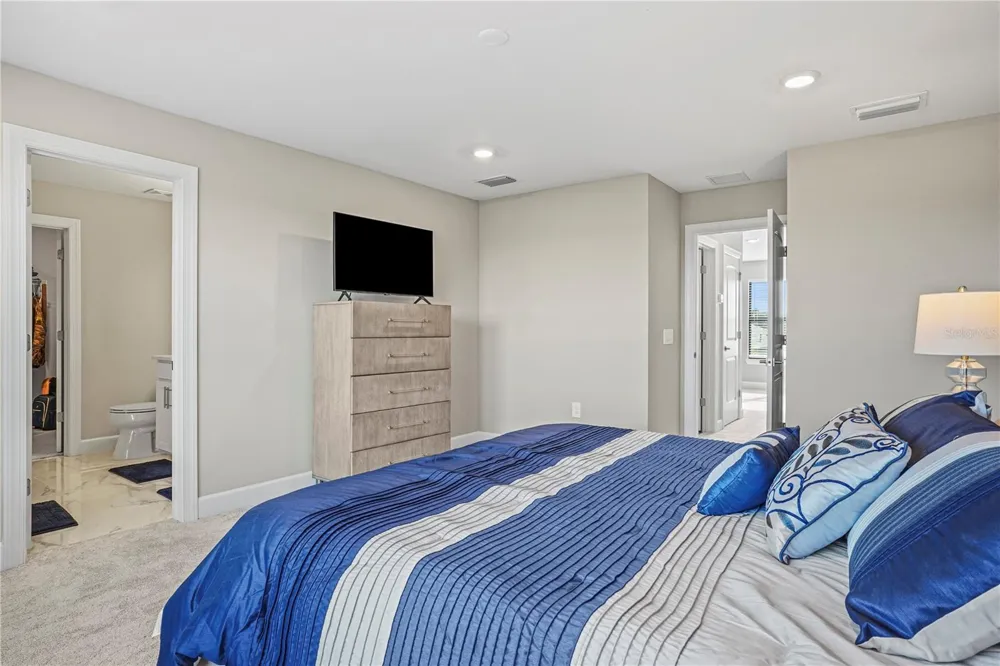 6288 WINDING PINE DRIVE Nokomis, FL 34275