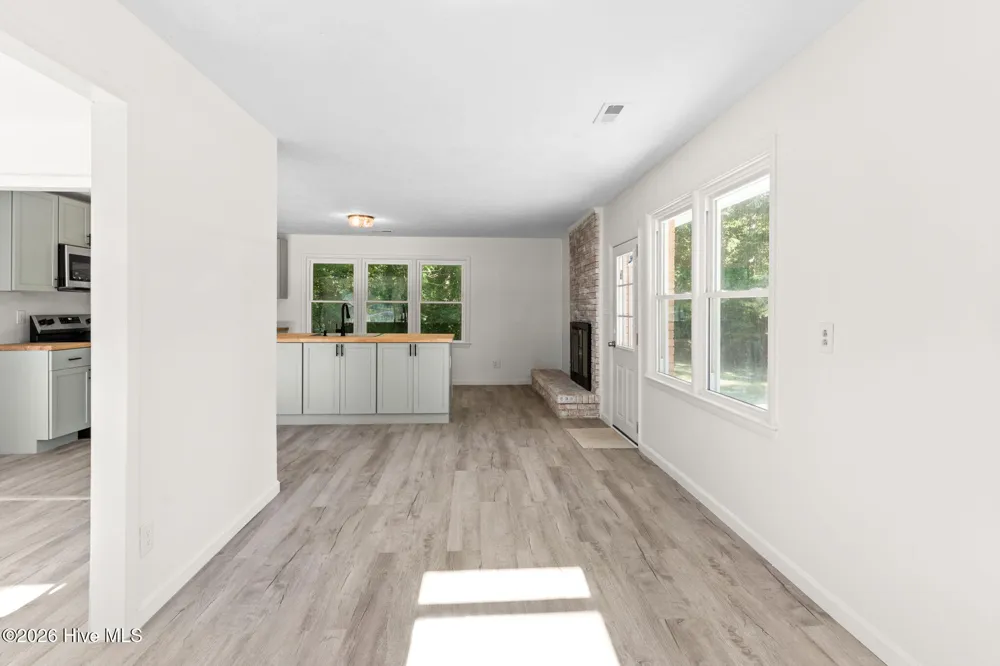 146 Forest Drive W Whiteville, NC 28472