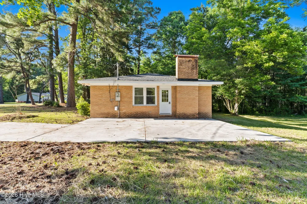 146 Forest Drive W Whiteville, NC 28472