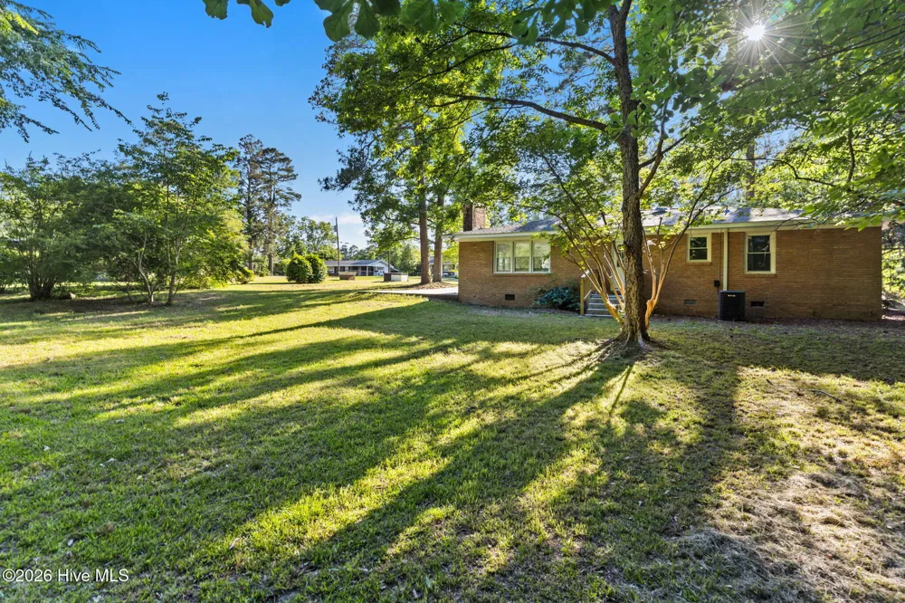 146 Forest Drive W Whiteville, NC 28472