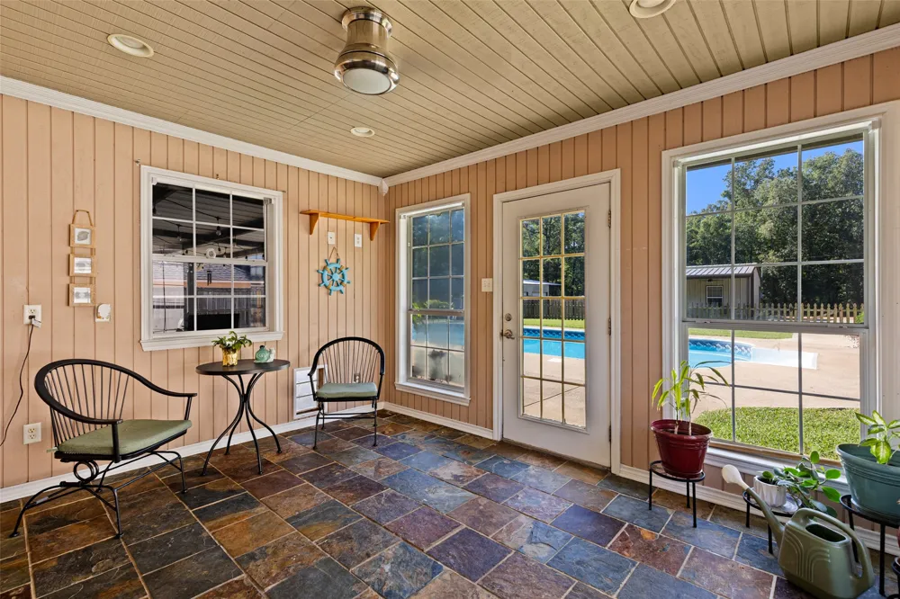 1230 san salvador Drive Longview, TX 75602