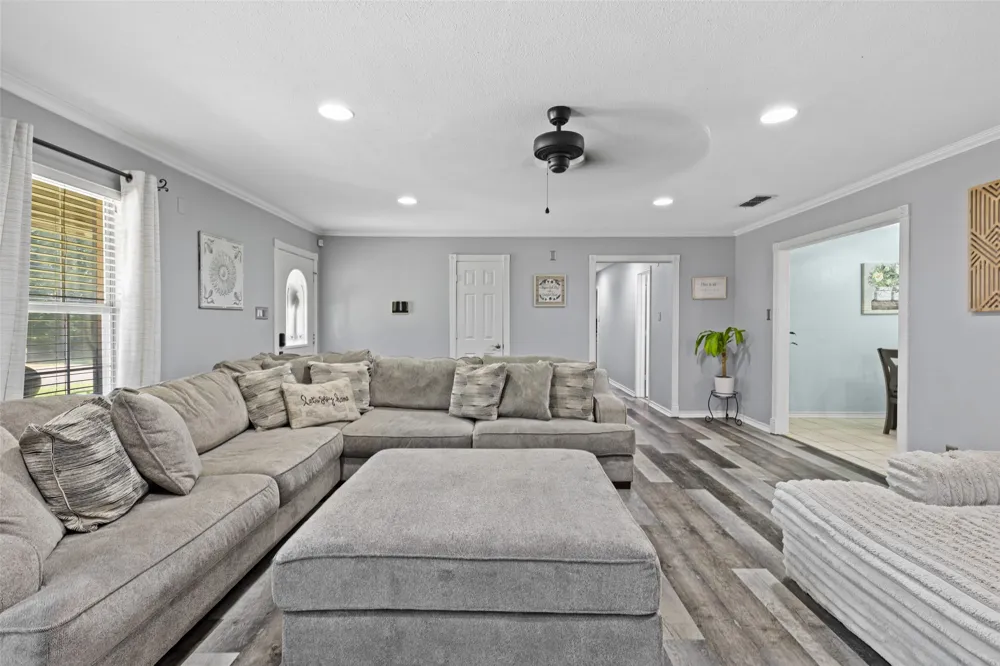 1230 san salvador Drive Longview, TX 75602
