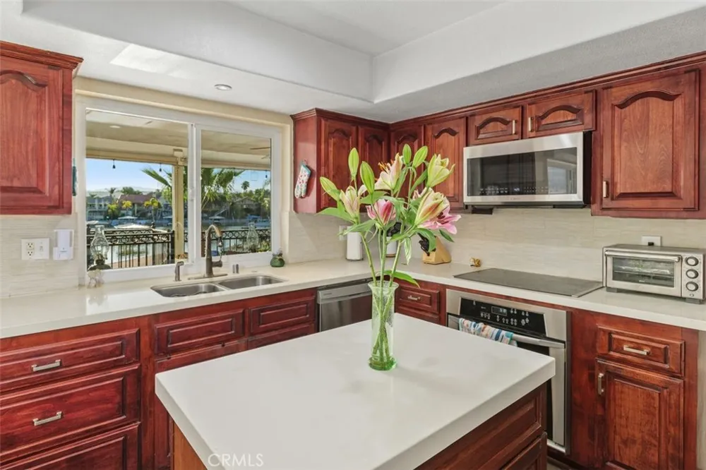 30249 Point Marina Drive Canyon Lake, CA 92587