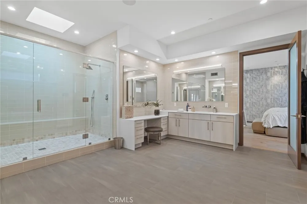 15641 Meadowgate Encino, CA 91436