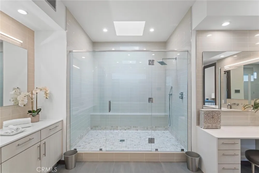15641 Meadowgate Encino, CA 91436