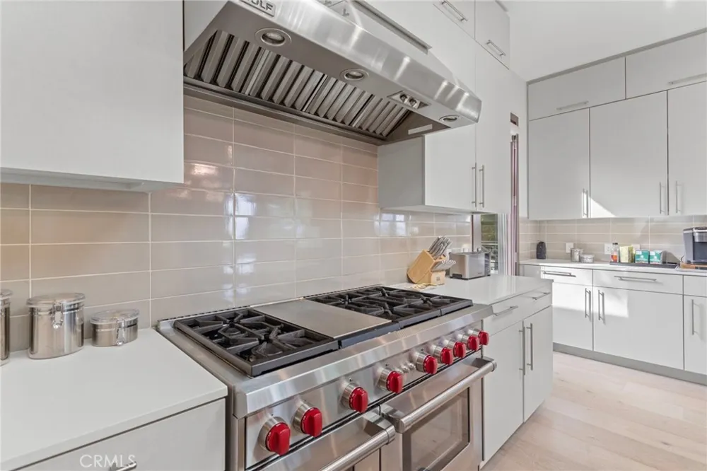 15641 Meadowgate Encino, CA 91436