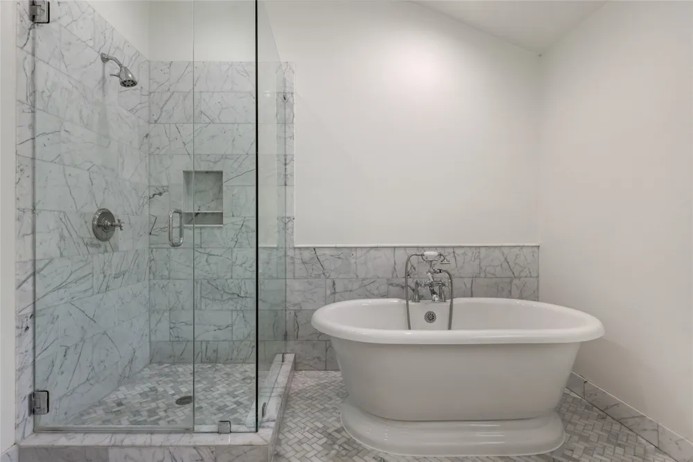 5801 Valley Circle Austin, TX 78731