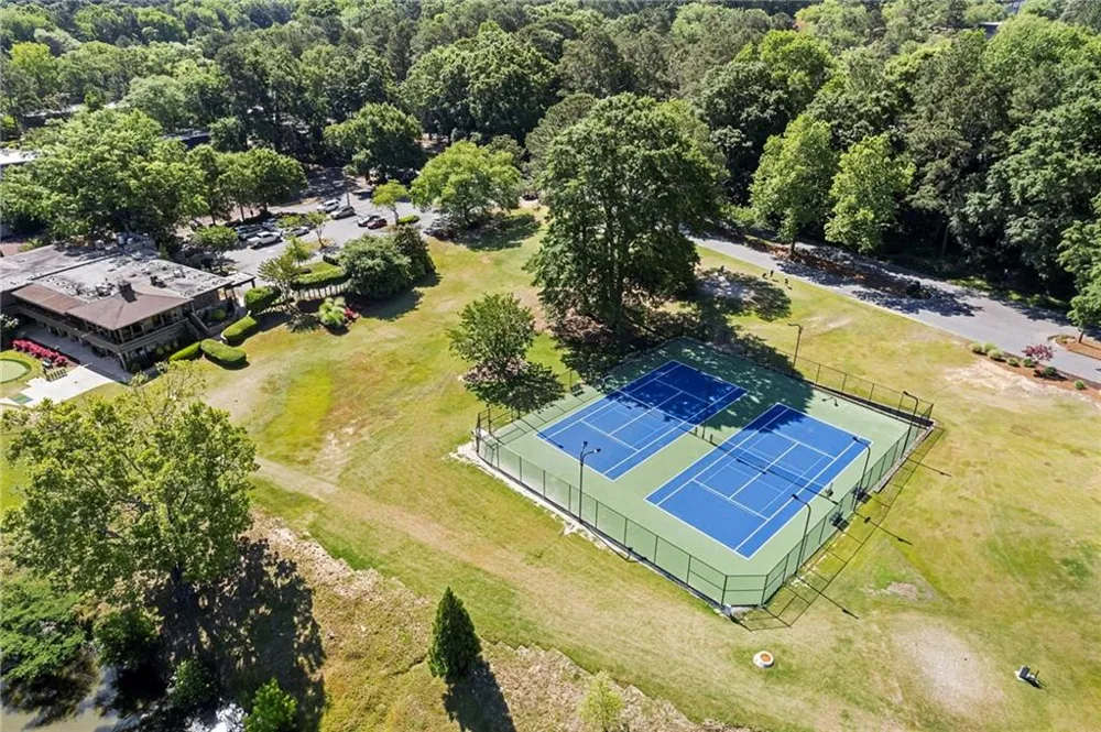 22 Glenald Way Atlanta, GA 30327