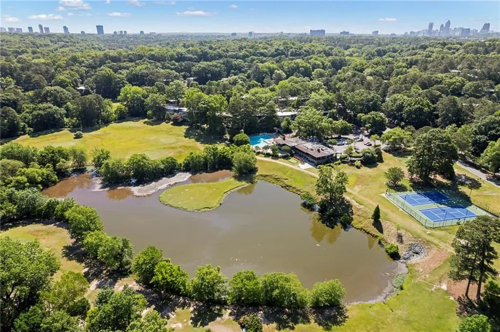 22 Glenald Way Atlanta, GA 30327