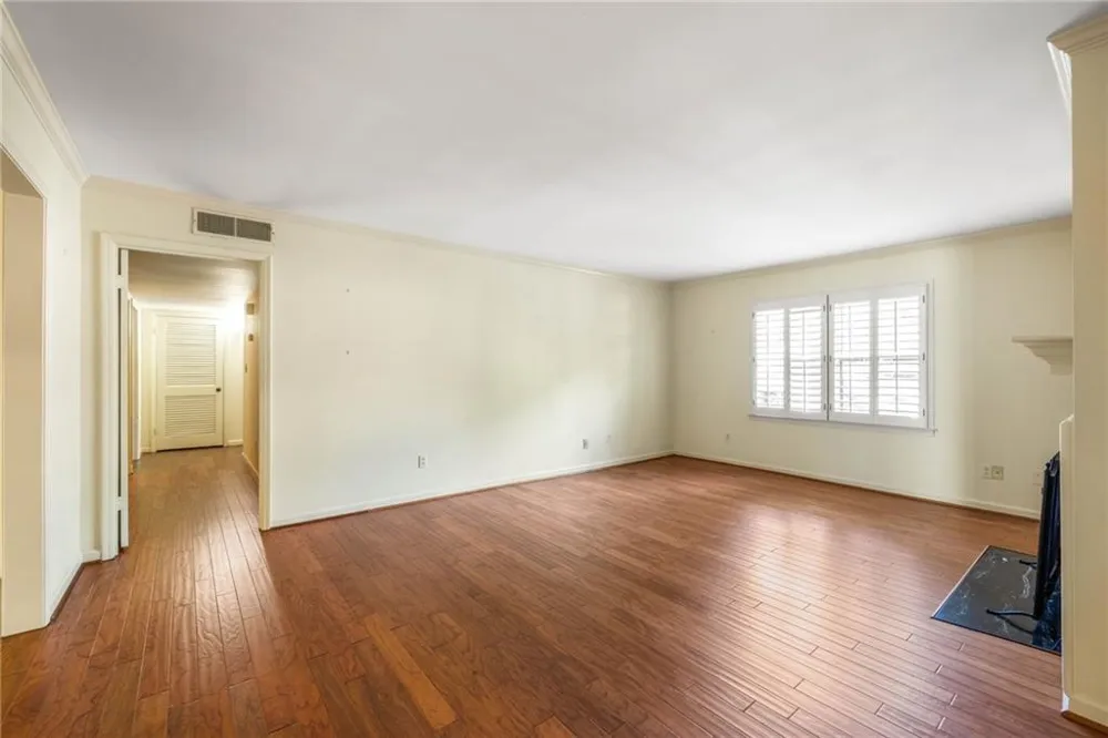 22 Glenald Way Atlanta, GA 30327