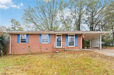 913 Longleaf Drive