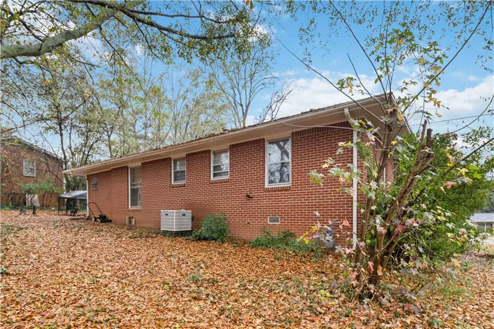913 Longleaf Drive Forest Park, GA 30297