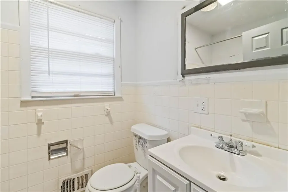 913 Longleaf Drive Forest Park, GA 30297