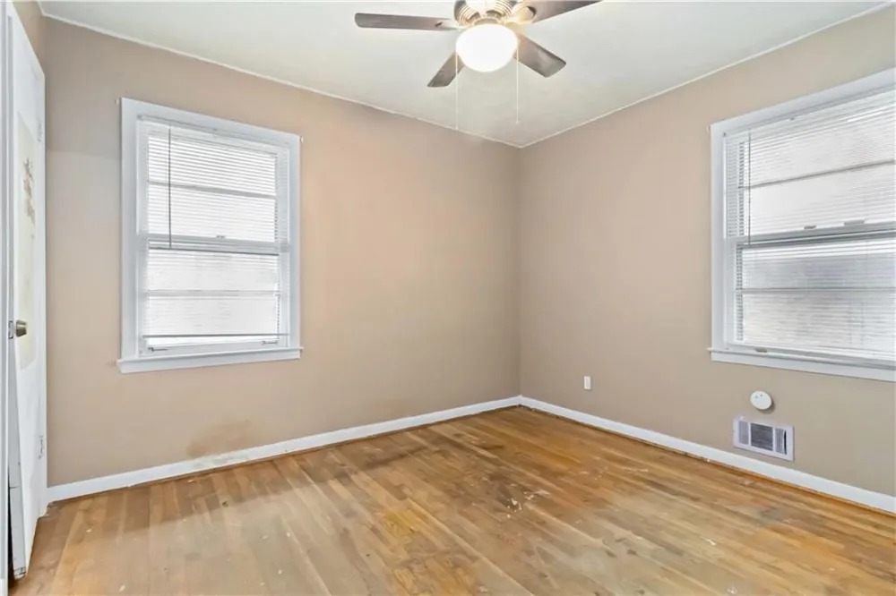 913 Longleaf Drive Forest Park, GA 30297