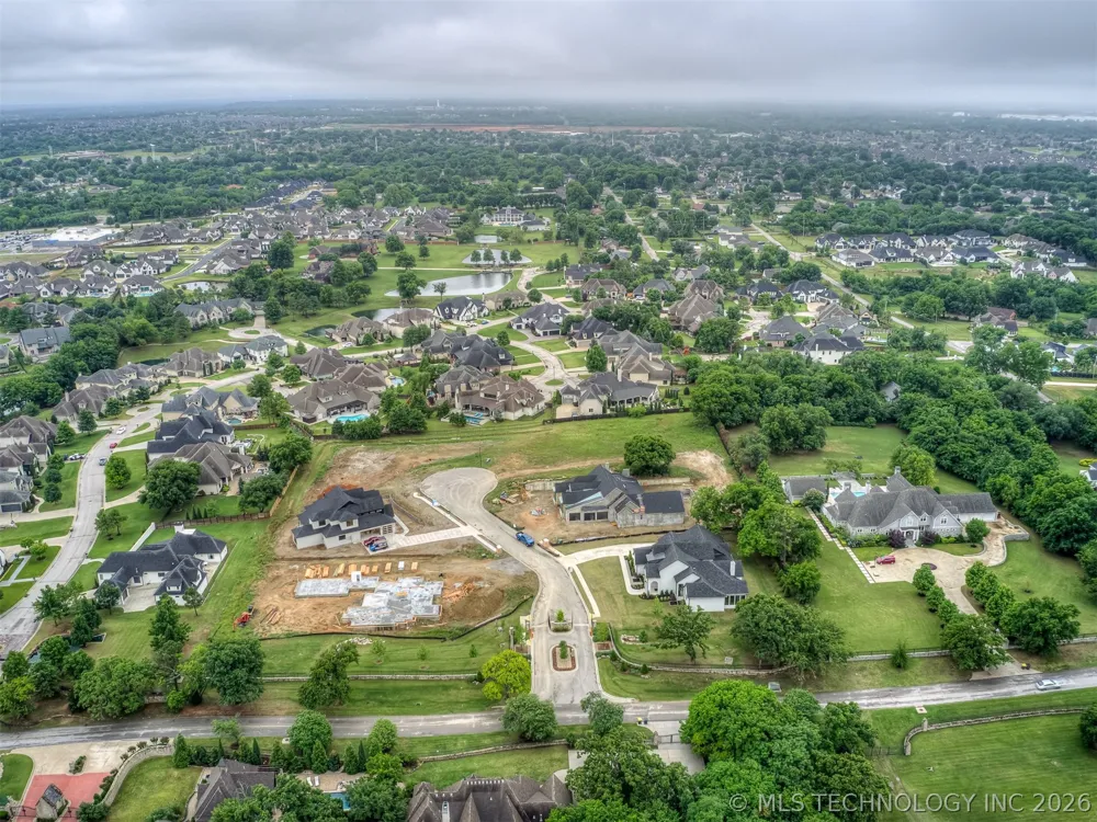 10612 S Holley Street Jenks, OK 74037