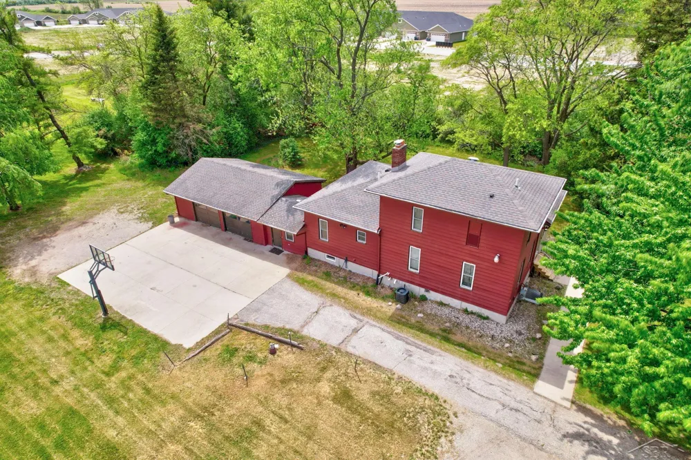 3285 Kochville Road Kochville Township, MI 48604