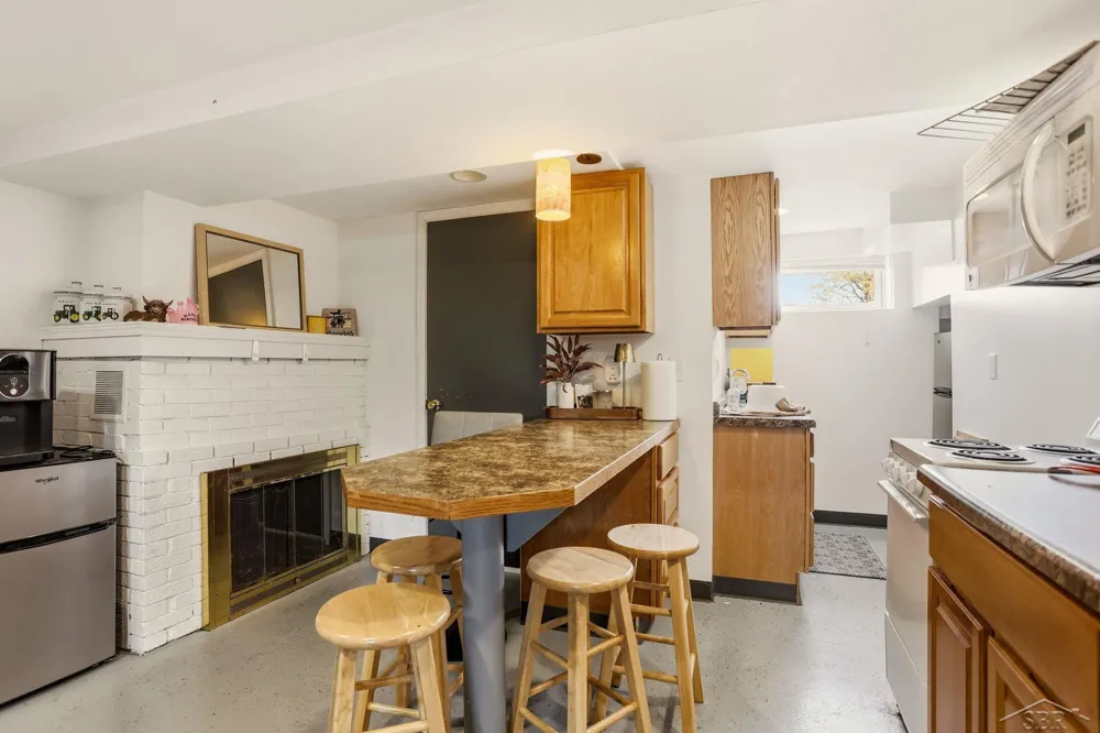 3285 Kochville Road Kochville Township, MI 48604