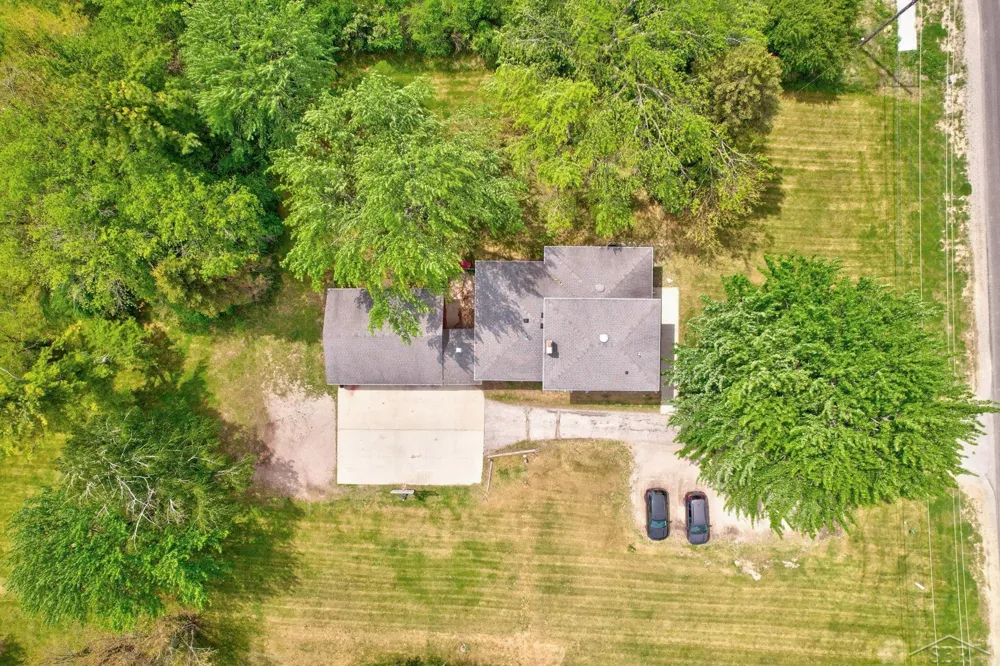 3285 Kochville Road Kochville Township, MI 48604