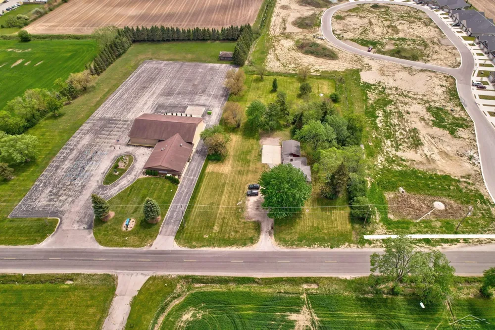 3285 Kochville Road Kochville Township, MI 48604