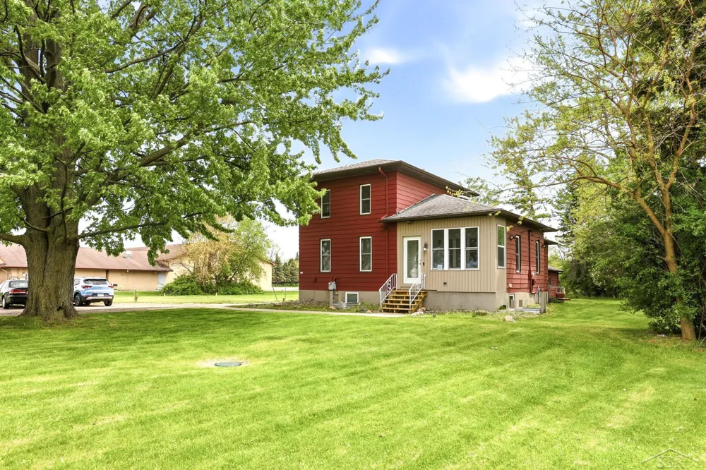 3285 Kochville Road Kochville Township, MI 48604