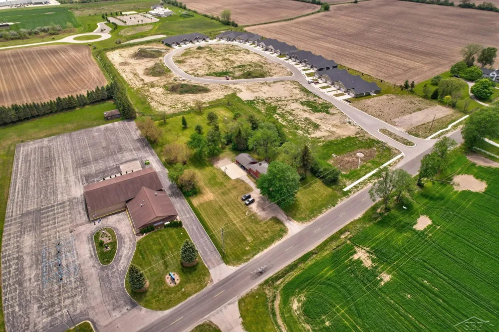 3285 Kochville Road Kochville Township, MI 48604