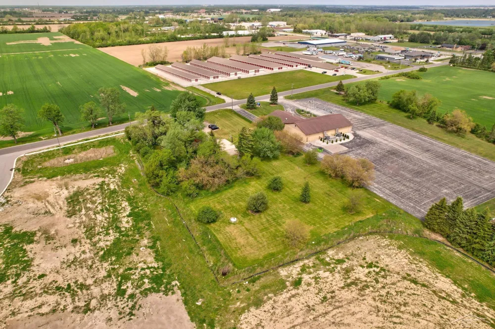 3285 Kochville Road Kochville Township, MI 48604