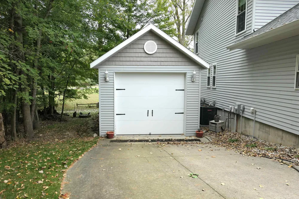 1057 Crown Point Drive Lake Isabella Village, MI 48893
