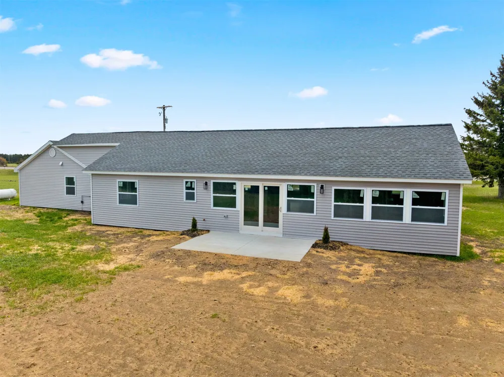 5568 S US-131 Chestonia Township, MI 49659