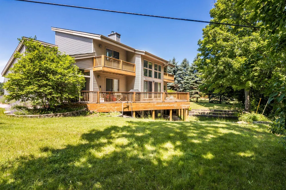 4133 Old Mission Road Peninsula Township, MI 49686
