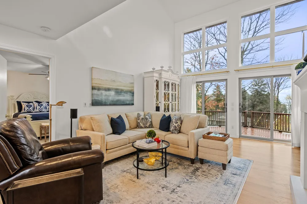 4133 Old Mission Road Peninsula Township, MI 49686