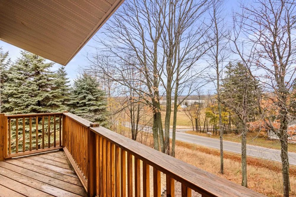 4133 Old Mission Road Peninsula Township, MI 49686