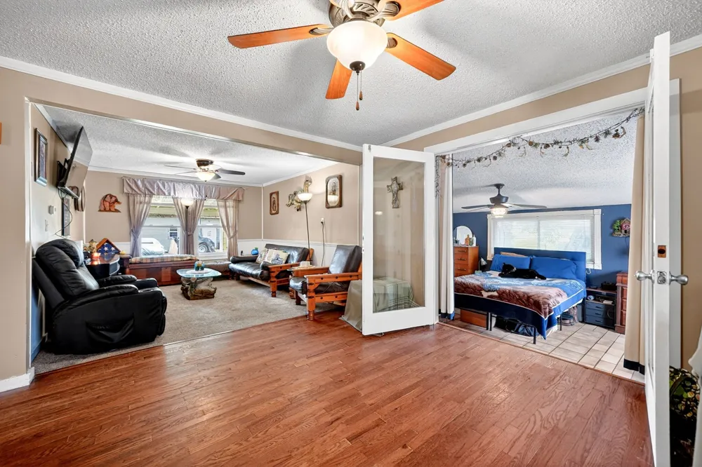 610 Crooked Creek Road Edgewood, TX 75117
