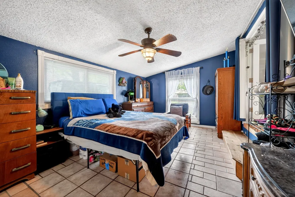 610 Crooked Creek Road Edgewood, TX 75117