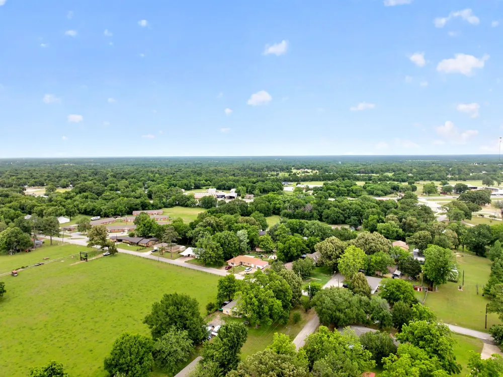 610 Crooked Creek Road Edgewood, TX 75117