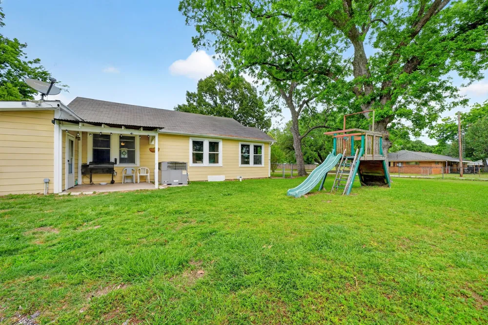 610 Crooked Creek Road Edgewood, TX 75117