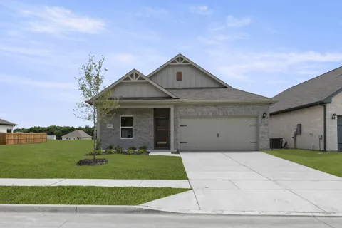 1227 Anderson Drive