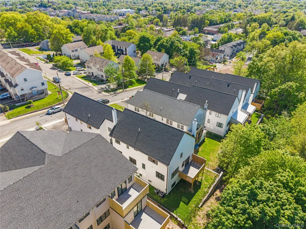 37 Ewing Avenue #202 Spring Valley, NY 10977