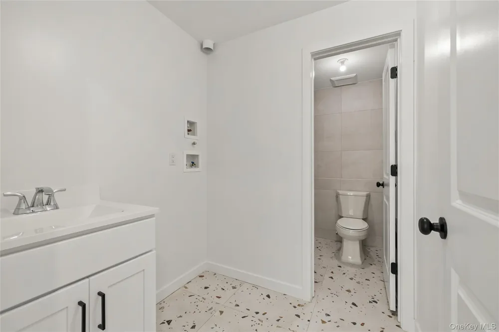 37 Ewing Avenue #202 Spring Valley, NY 10977