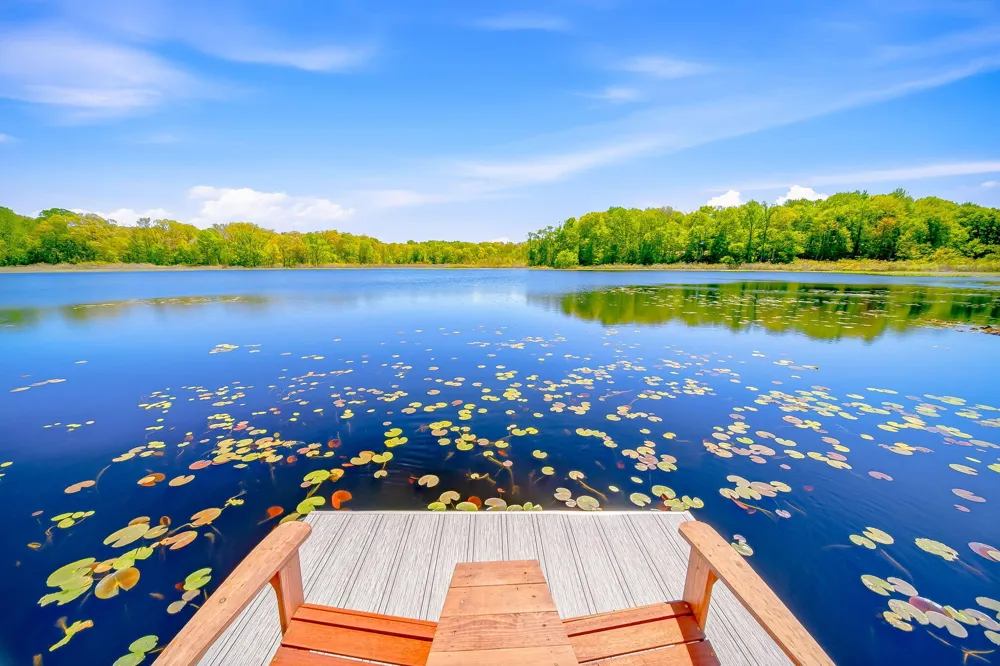 2099 E Clear Lake Road Buchanan Township, MI 49107