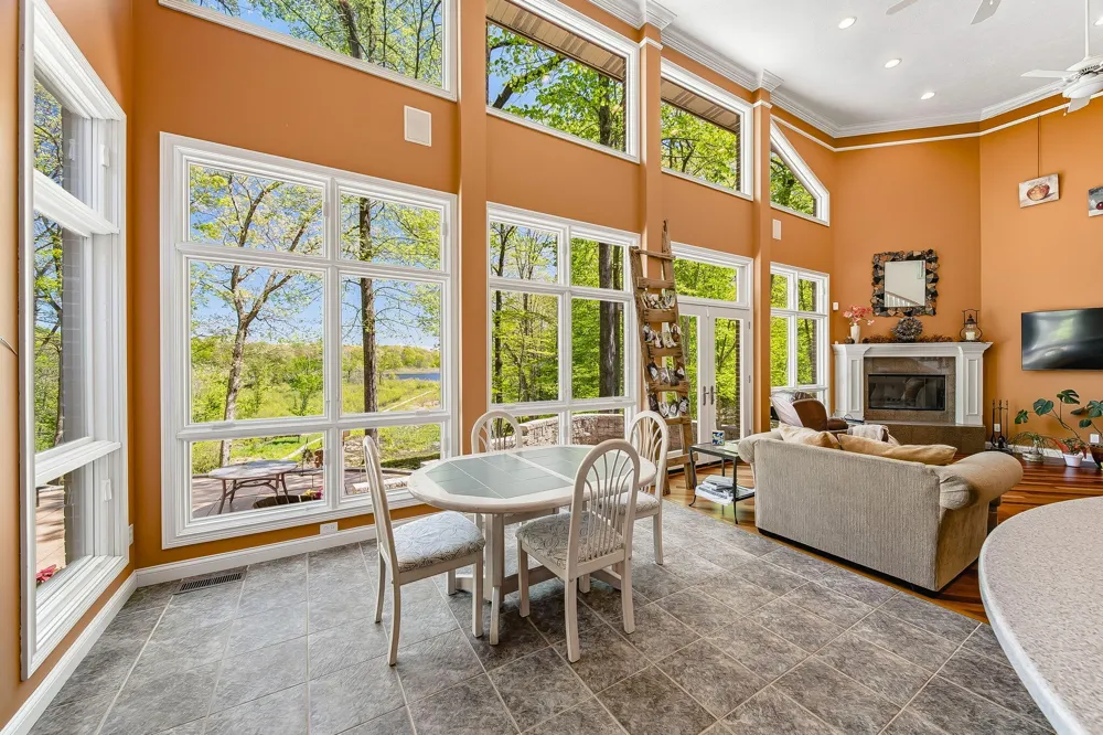 2099 E Clear Lake Road Buchanan Township, MI 49107