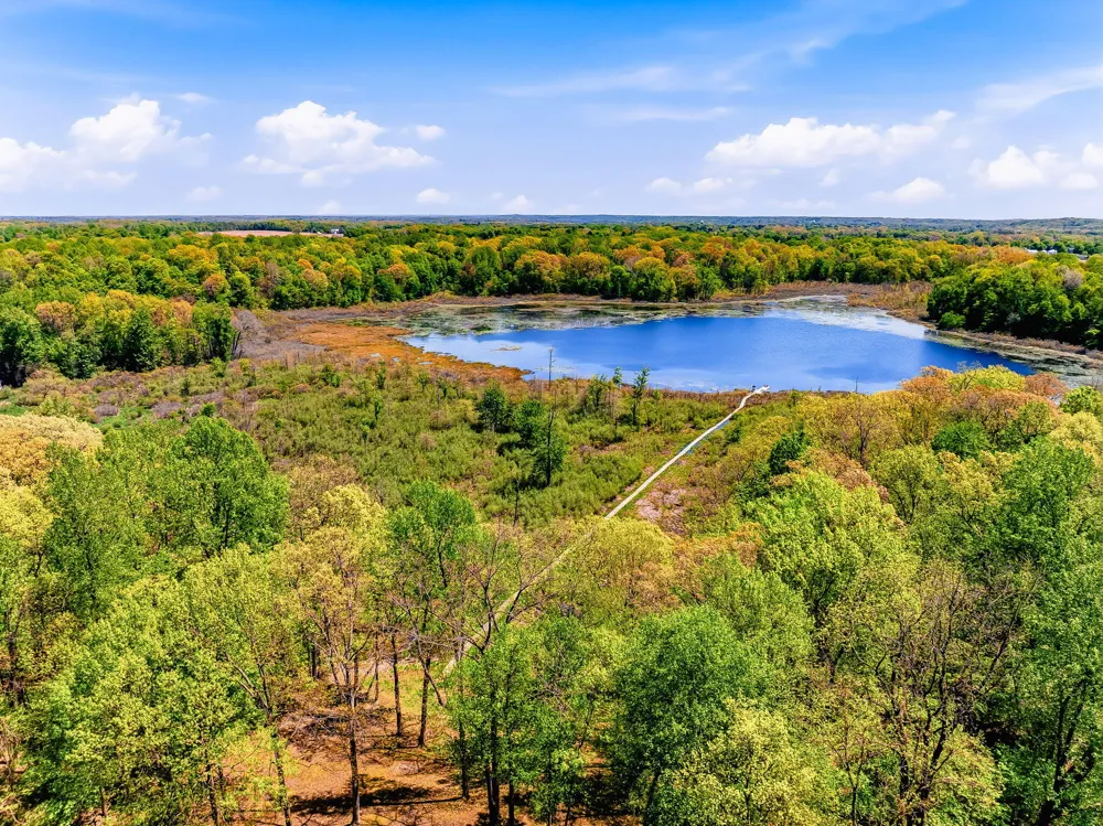 2099 E Clear Lake Road Buchanan Township, MI 49107