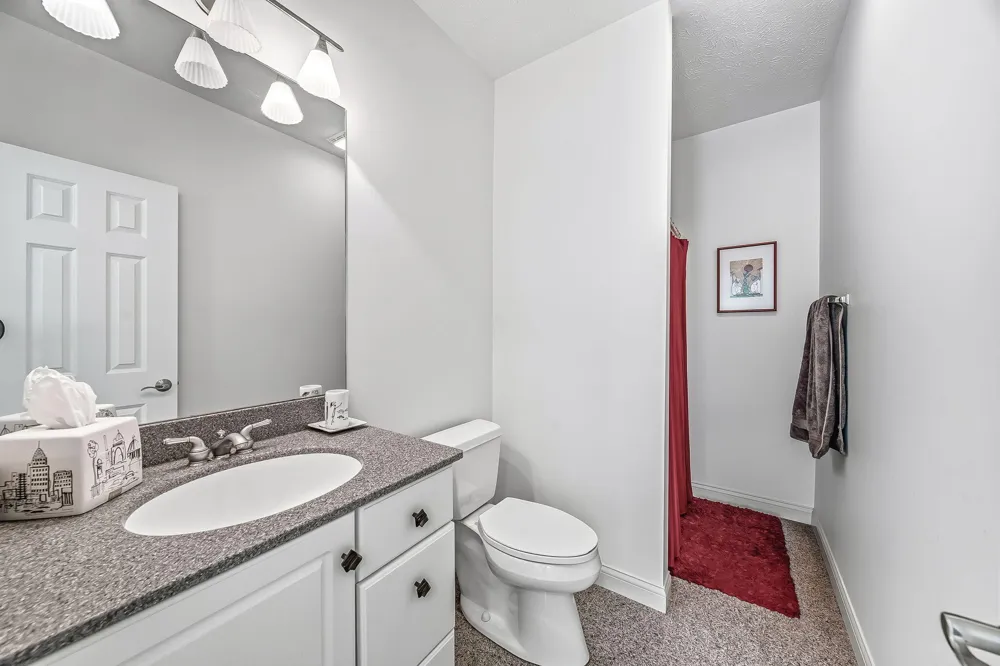 2099 E Clear Lake Road Buchanan Township, MI 49107