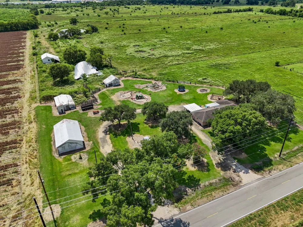 9919 Bohacek Road Beasley, TX 77417